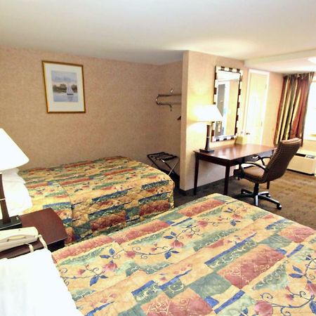 Knights Inn Pine Grove Pine Grove  Екстериор снимка