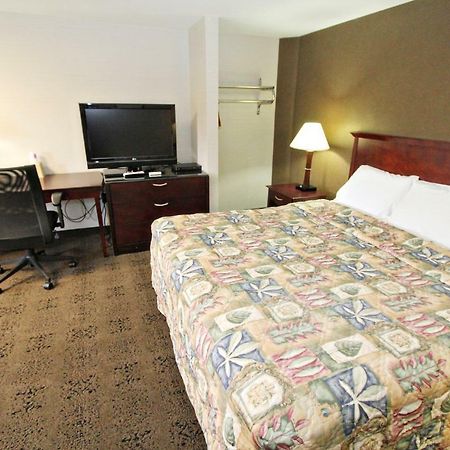 Knights Inn Pine Grove Pine Grove  Екстериор снимка
