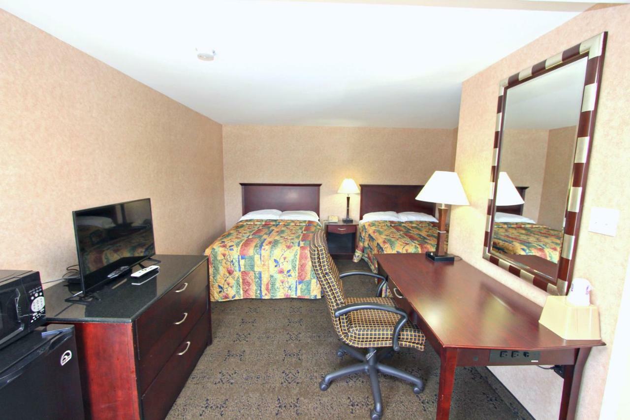 Knights Inn Pine Grove Pine Grove  Екстериор снимка