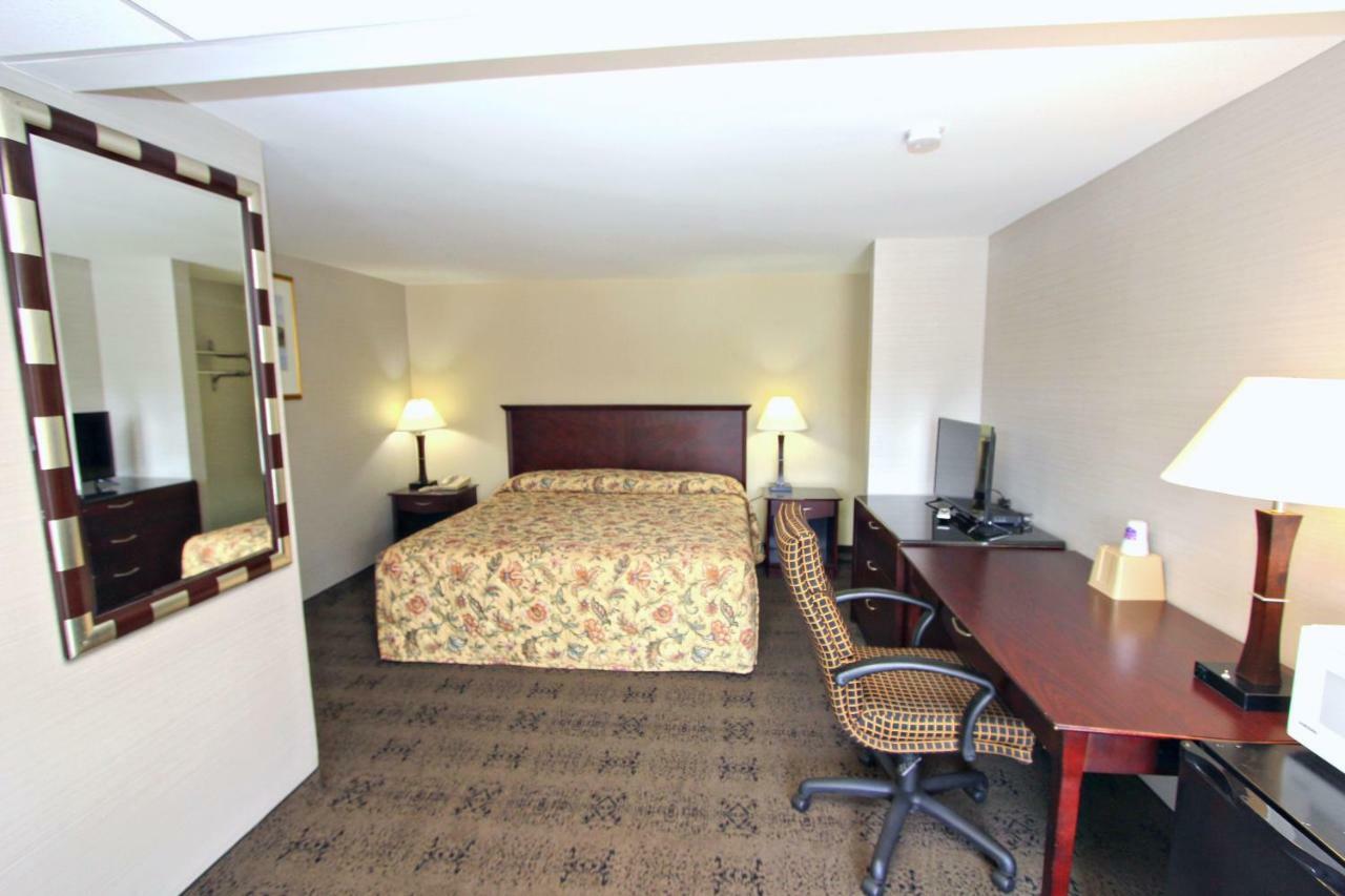 Knights Inn Pine Grove Pine Grove  Екстериор снимка